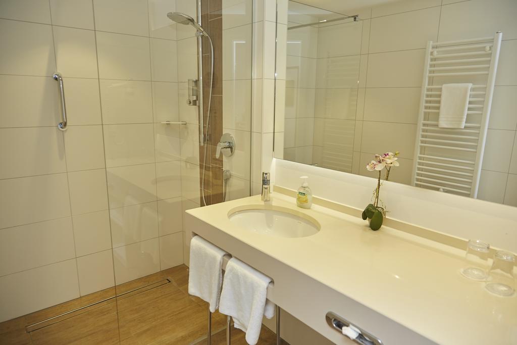 Flair Hotel Stadt Höxter Kamer foto